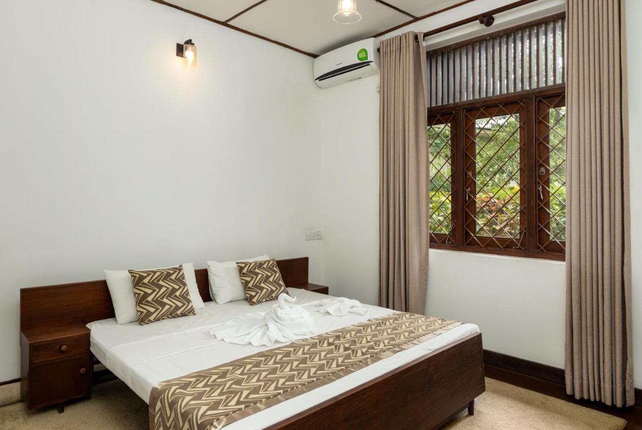 Surveyor'S Residence Bungalow Kandy Kültér fotó