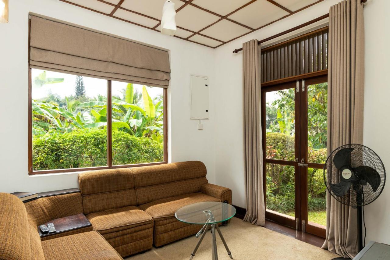 Surveyor'S Residence Bungalow Kandy Kültér fotó