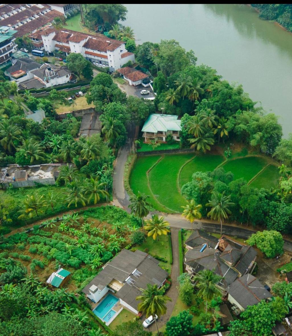 Surveyor'S Residence Bungalow Kandy Kültér fotó